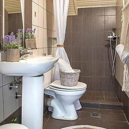 Captain's House Ξενοδοχείο 2*