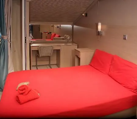 Captain's House Отель 2*