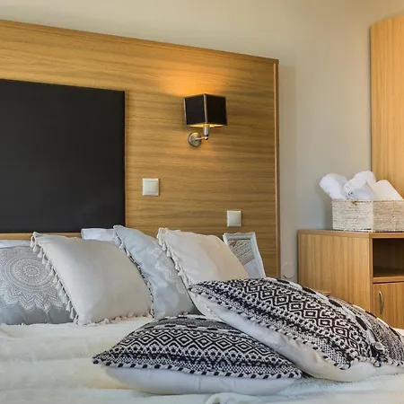 Отель Captain's House 2*