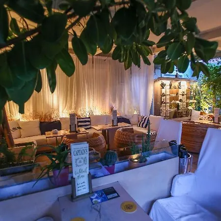 Captain's House מלון
