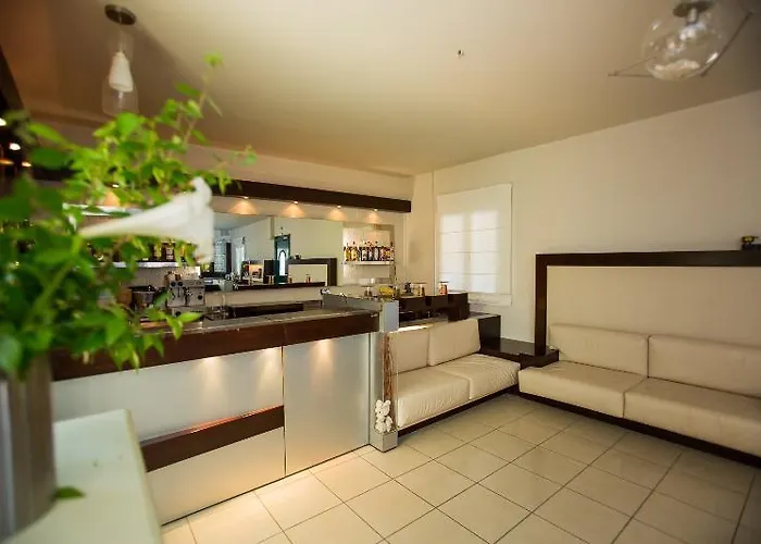 Hotel Captain's House 2*